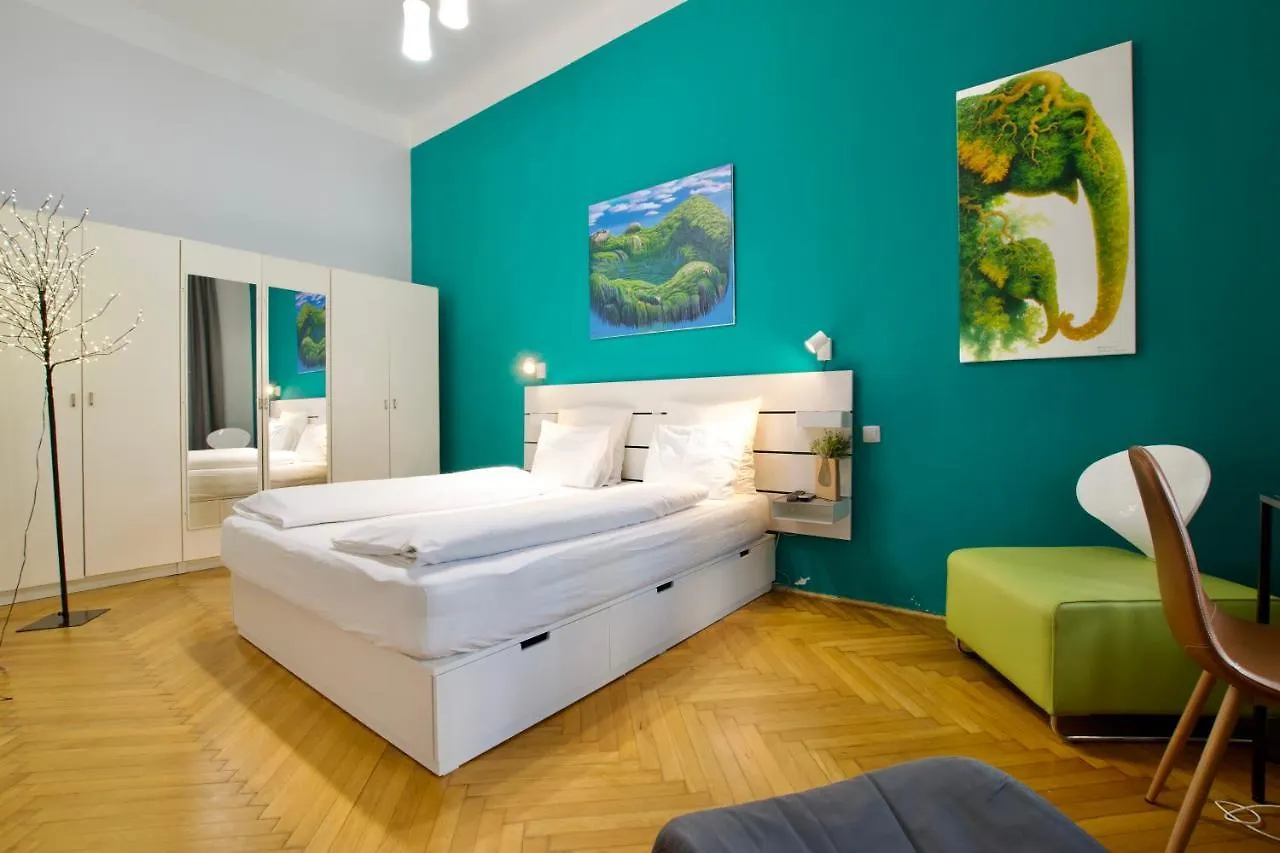 Standard Apartment By Hi5 - St. King Street 16. Budapest
